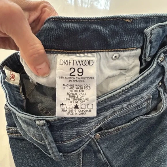 Driftwood Roxy Ladies Cropped Flare Denim Jeans Floral Boho Embellished 29 - Picture 3 of 11